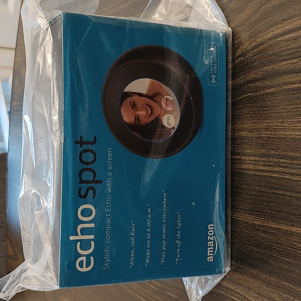 Amazon echo spot NEW